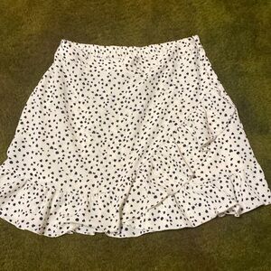 Lauren Conrad size women’s L cheats print skirt. Worn twice.  Good condition